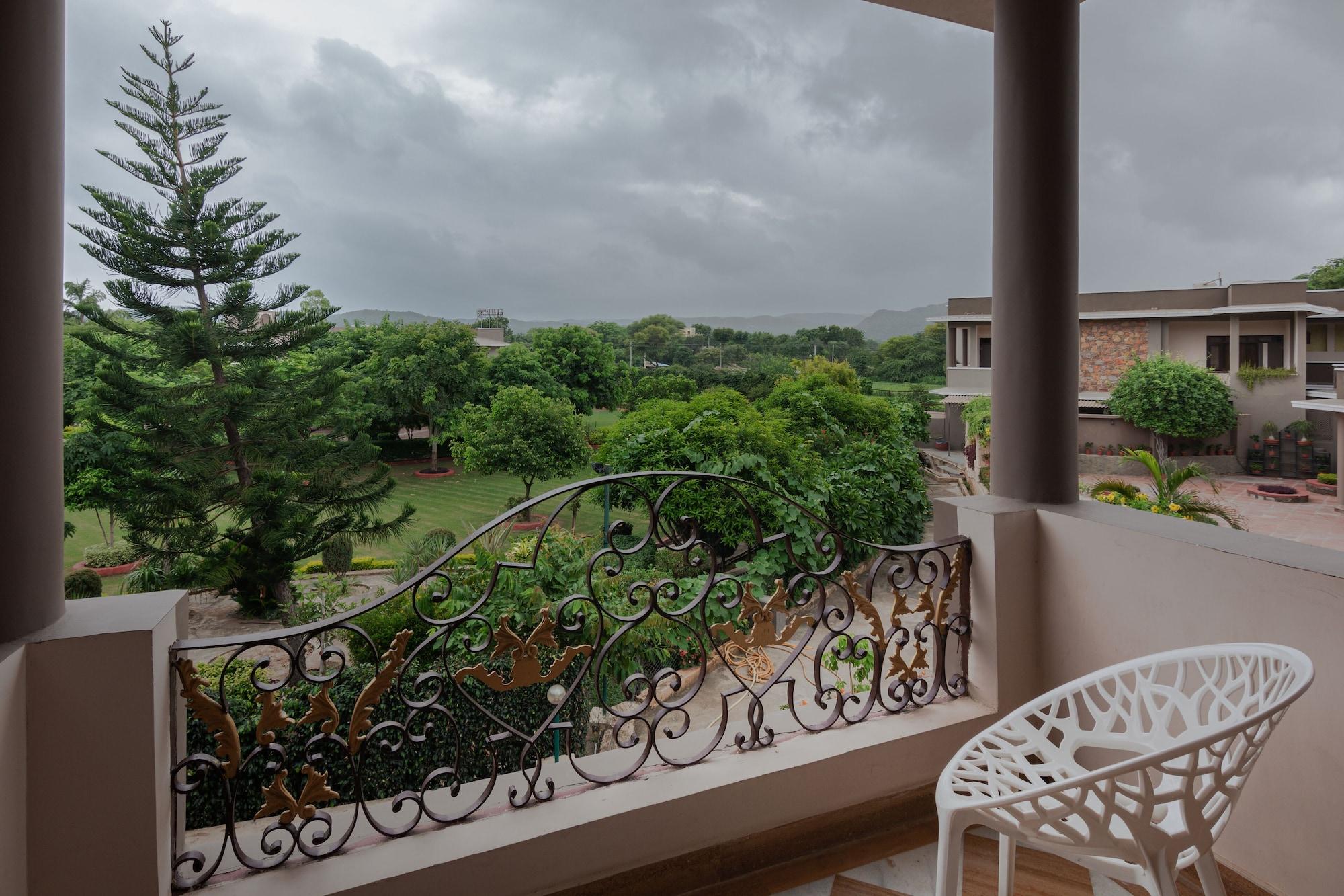 Araliayas Resort & Spa Ουνταϊπούρ Εξωτερικό φωτογραφία