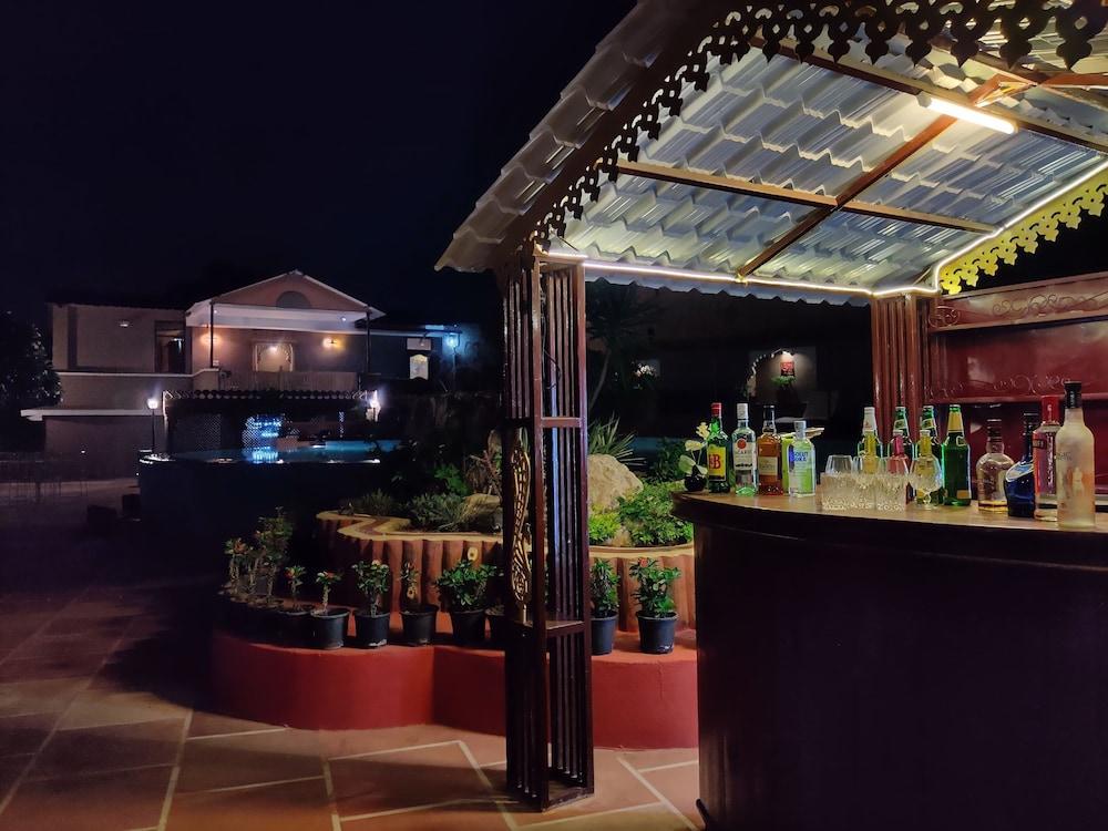Araliayas Resort & Spa Ουνταϊπούρ Εξωτερικό φωτογραφία