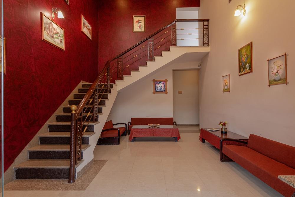 Araliayas Resort & Spa Ουνταϊπούρ Εξωτερικό φωτογραφία