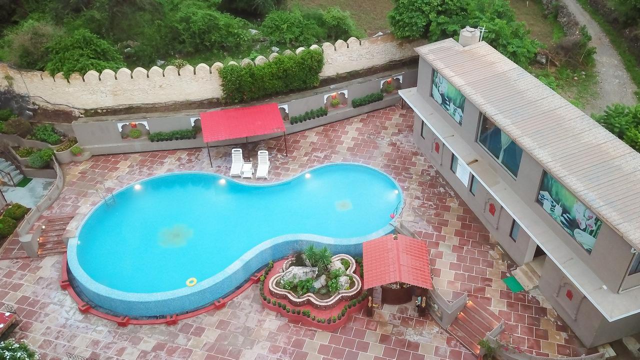 Araliayas Resort & Spa Ουνταϊπούρ Εξωτερικό φωτογραφία