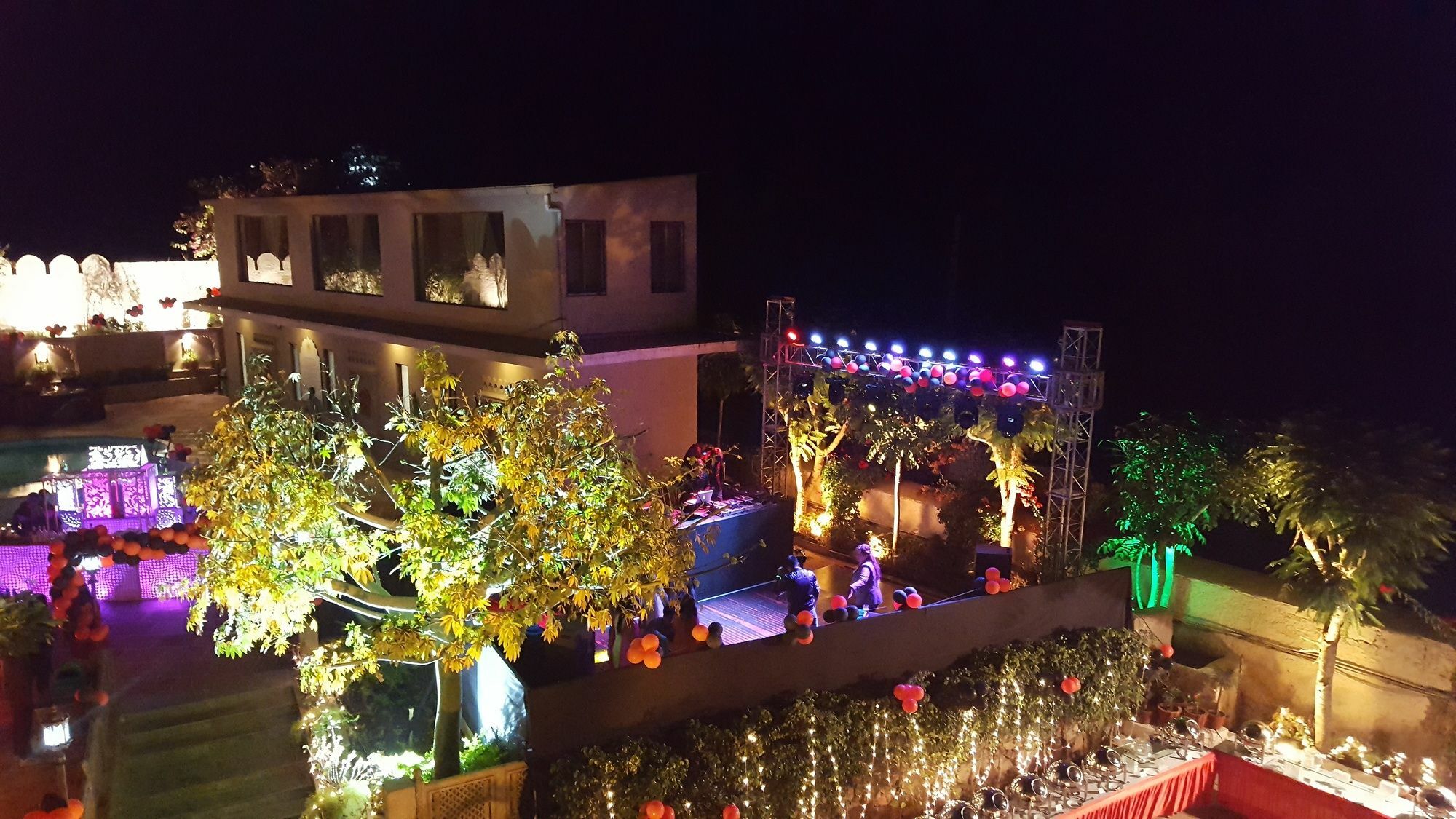 Araliayas Resort & Spa Ουνταϊπούρ Εξωτερικό φωτογραφία